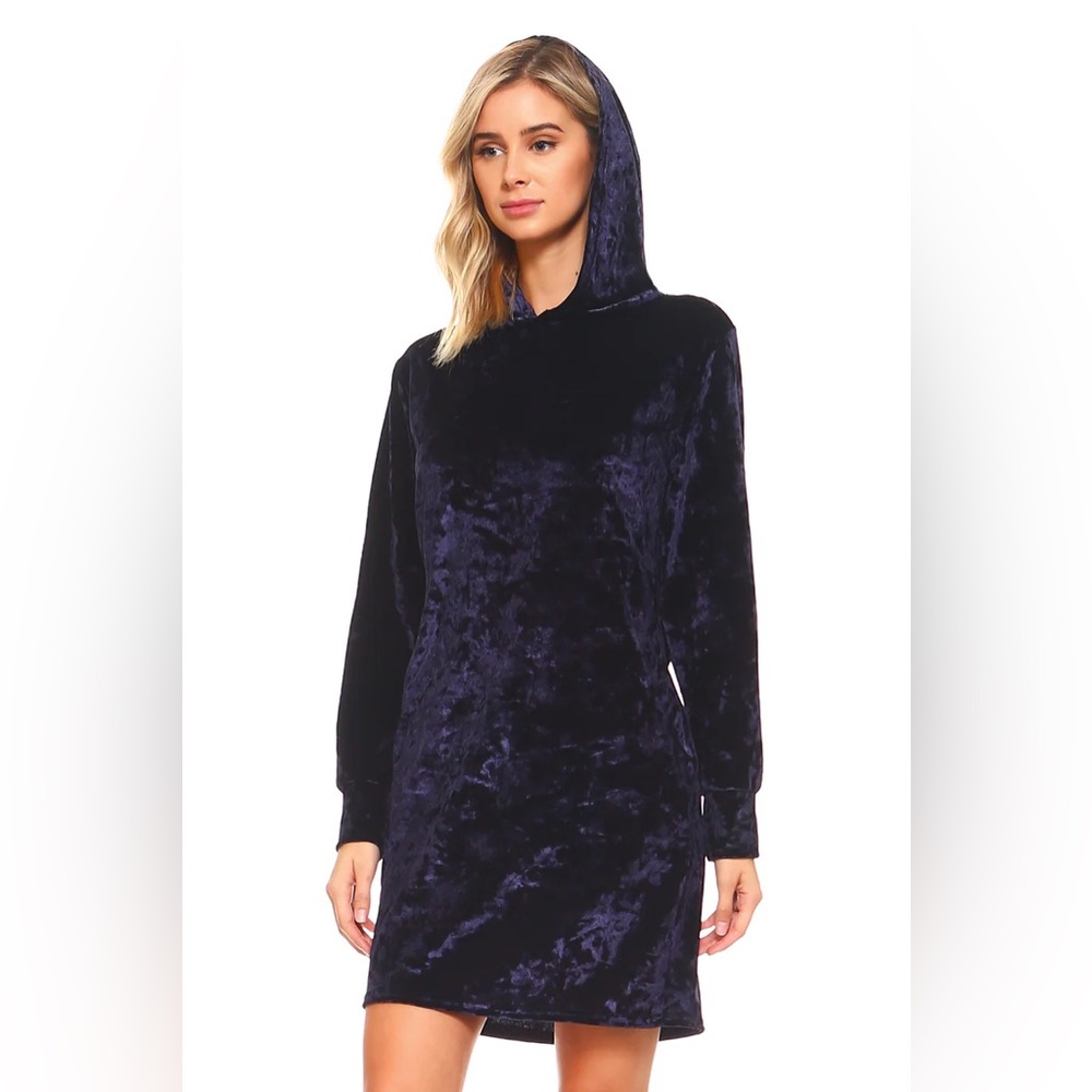 32 Degrees - Velvet Hoodie Cozy Sleep Dress
